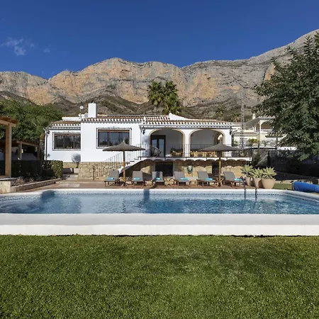 וילה Casa Banyan *